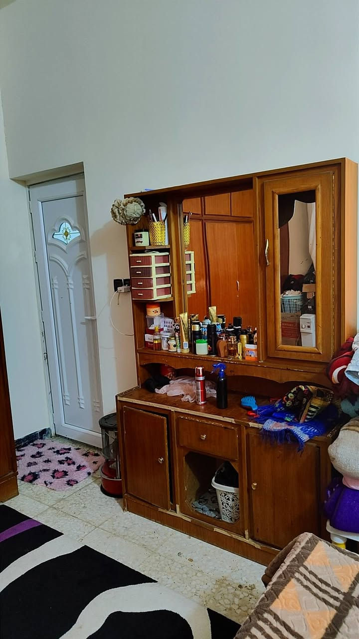 السلام عليكم غرفة نوم ديوان جديدة نظافة 70%سعرها550


**إذا كنت صاحب هذا الإعلان وتريد حذفه لأي سبب، رجاءا أرسل رسالة إلى الدعم الفني**