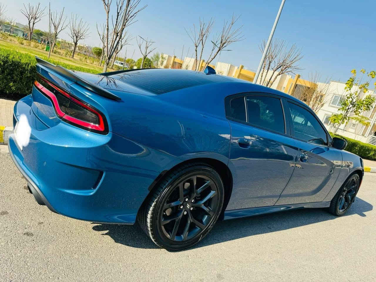 دودج جـارجـــر 𝐆𝐓 
اللون المميز بدون أربكان

مـــوديـــــل / 2021

#الـمـحـــرك V6 3600L 

وارد امريكي ماشيه84الف

صبوغ جملق وشبرين بل باب 

حـيـل جـديــدة 

◼️ #مـــواصـفـــات

▪️شاشة كبيرة نفكيشن

▪️هيترات بالمرايات جانبية

▪️كراسي حضن 

▪️تحكم ستيرن فول 

▪️شفتات بالستيرن 

▪️نظام صوت ستسم سماعات الباين 

▪️حساسات خلفية

بعد هواي بيهه مواصفات

 رقم السياره شمالي مكان السيآره اربيل

بأسمي تحويل بأي وكت

ورقم تلفوني ***********
