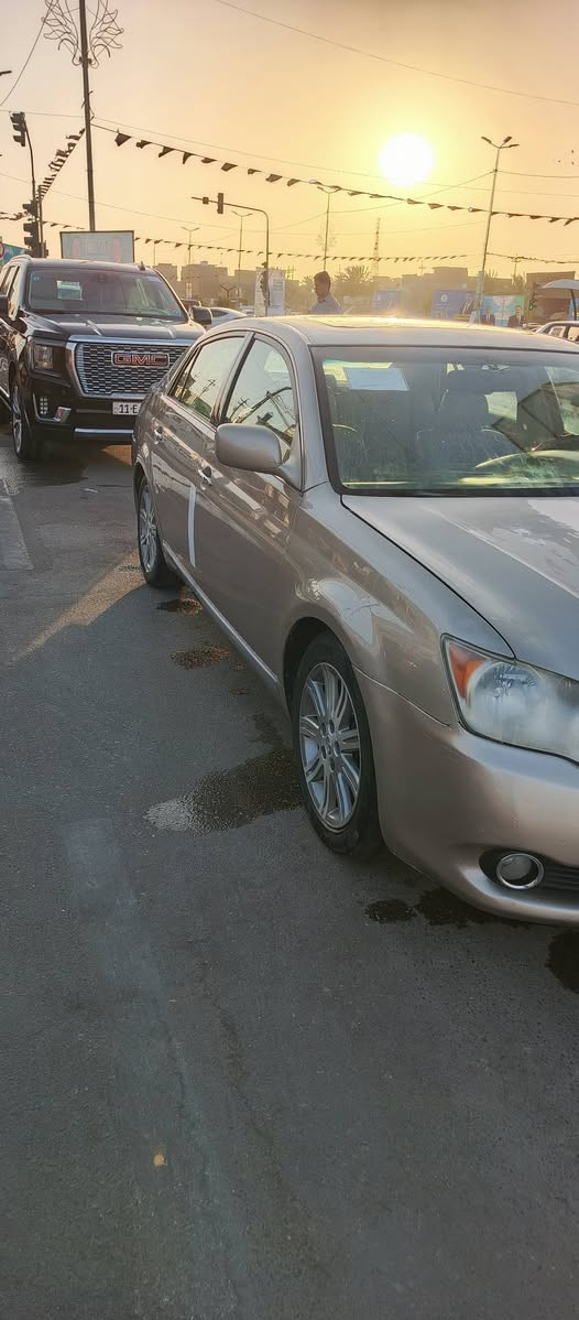 سلام عليكم افلون مديل 2008 مكفوله كفاله عامه من ظربه وصبغ بس الدعاميات مصبوغه بيها جراد بنيد وقماره وجنطه قليل السياره كلش حلوه بيها بارد شويه بالباب خلف العبري مكينه بيها لاستيك ولف وراجز كير حداديه كهربائيات تبريد كله شغال تخم تاير جديد قبل اسبوع شديته السياره خليجي فول مواصفات لمتد يعني واحد على واحد عوزها ترتيبات كلش قليل السعر 115 وبيها شويه مجال رقم بصره مكان السياره كربلاء خاص مااجاوب شراي اتصل وتدلل ***********
