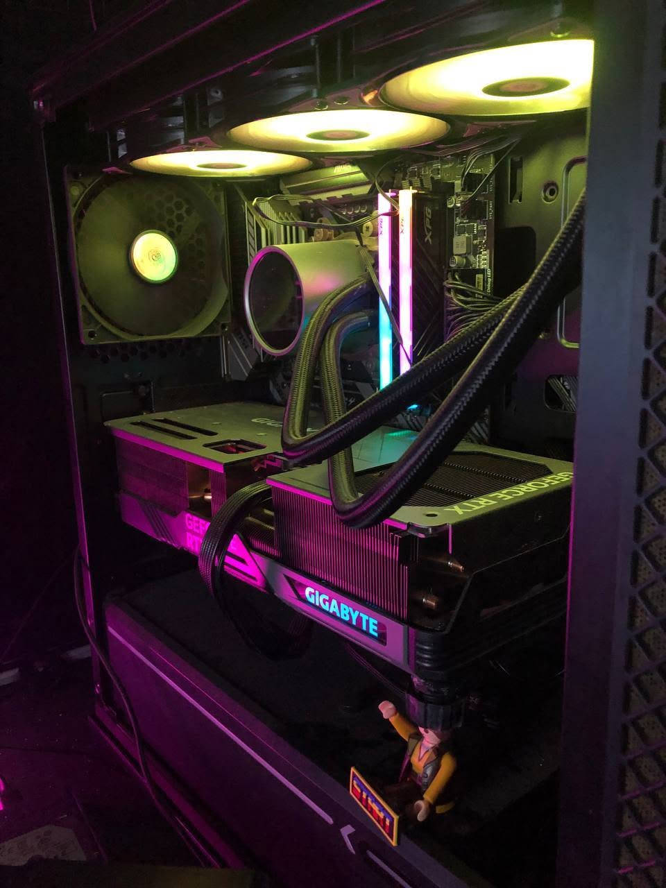 السلام عليكم
تجميعة للبيع 
R9 5900x 
ram 64 
m.2 512 g4
hdd1t
rtx 4080 super 16 
x570 
360 ml

 شاشة شاومي
34
144hz
2k
Curve 1500
Ultra wide
كيبورد ريد دراغون 
موس ريد دراغون 
يو بي اس 1500 
السعر خاص .


**إذا كنت صاحب هذا الإعلان وتريد حذفه لأي سبب، رجاءا أرسل رسالة إلى الدعم الفني**