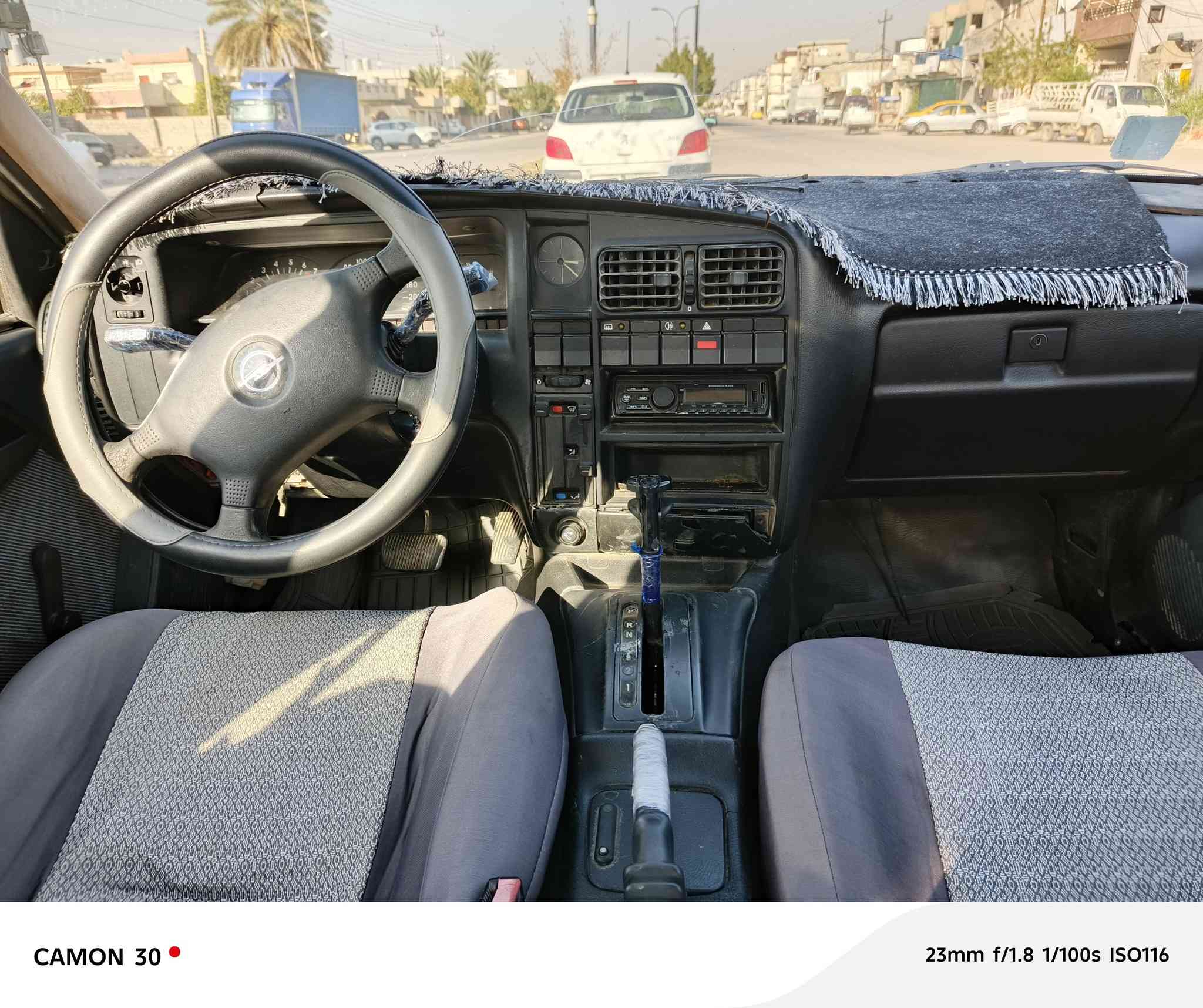 للبيع اوبل اوميكا حجم 20 موديل 1992 رقم كركوك سنويه مشروع وطني وبطاقه بانزين بشرط الوكاله وتحويل بشرط الكير ولمحرك بشرط الغرامات كير اتوماتيك سقف سلايت سيدي كرستال تخم تاير ويل كروم بلادي كهربيات كلها شغال مسجل وسمعات وباتري جديد سياره حلوه وجهازه مال بيت ومال جني سعرها 26وبيها مجال بسيط عنواني كركوك *********** وبلعافيه للياخذها
