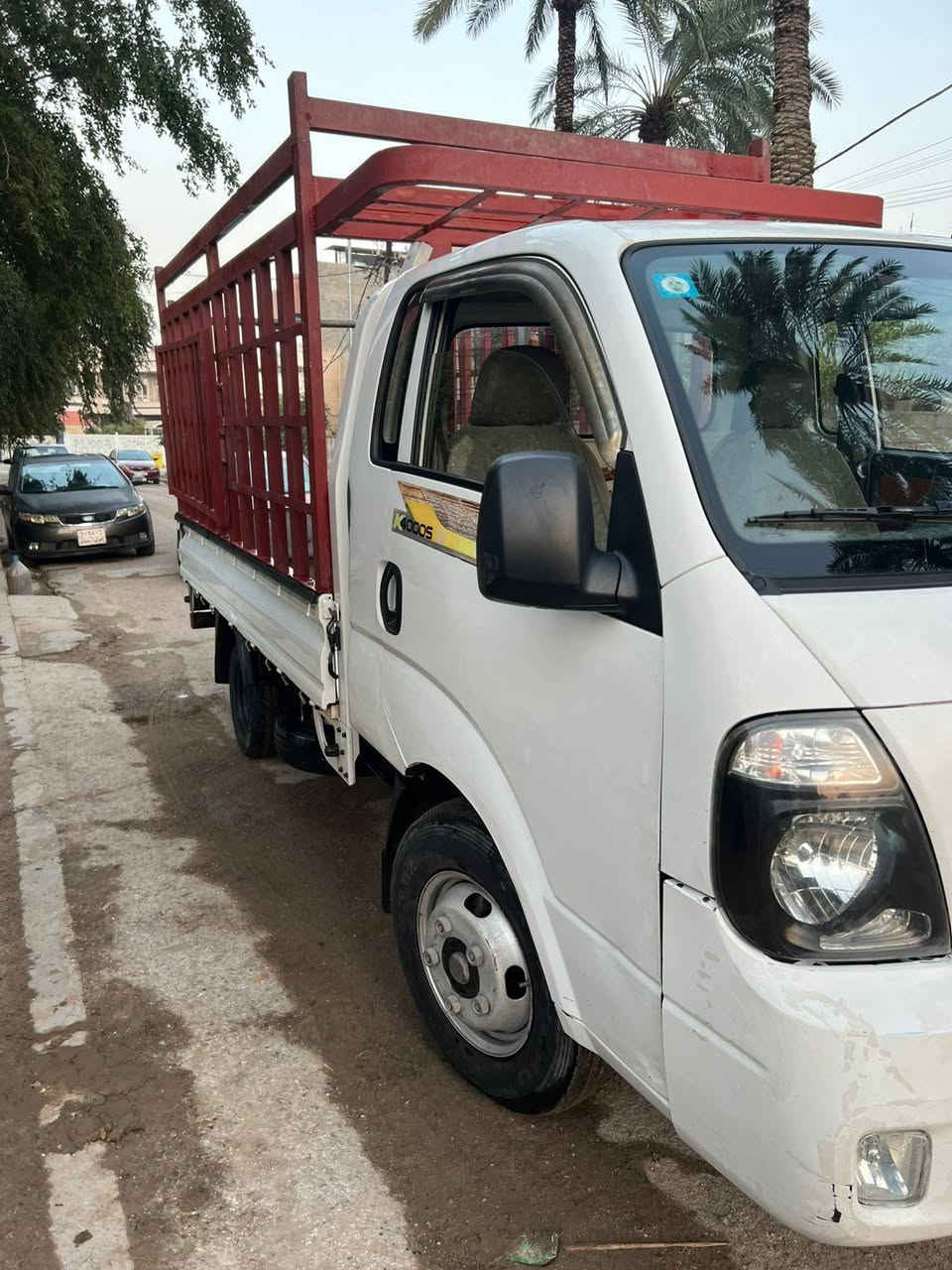 سلام عليكم 
من رخصت الادمن
كية فحل موديل 2018 بيهة ضربة من اليمين بل ربع حك شبر محرك ٤٠٠٠ محجر عالي بدون تحوير مبدل كير بلادي السعر ب ١٣٠ و بيهة مجال كلش قليل مكاني بغداد الاتصال واتساب موجود ***********

