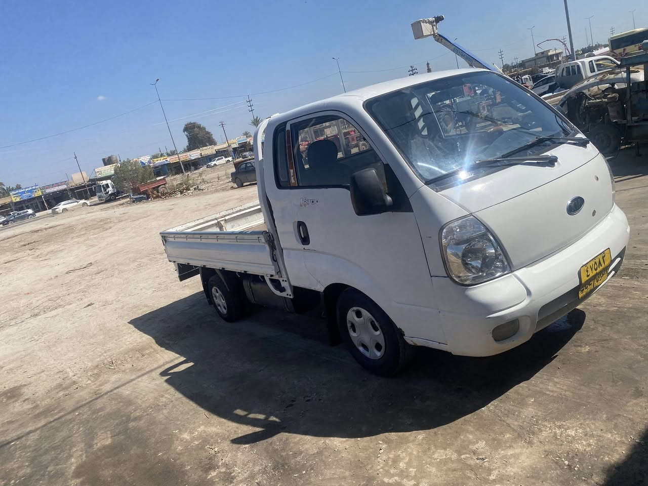 السلام عليكم شباب عندي كيه عموشه 2011 السياره مكفوله من الصبغ بس البنيد مصبوغ وحلوه بدون خياس وقم سليمانيه سنويه صاقطه ورقم قديم وطلوبه 10 ورقات ينقطعن من السعر وتحويل اشوكت ميعجبك راعيه بكلر هـ*********** هـ***********
