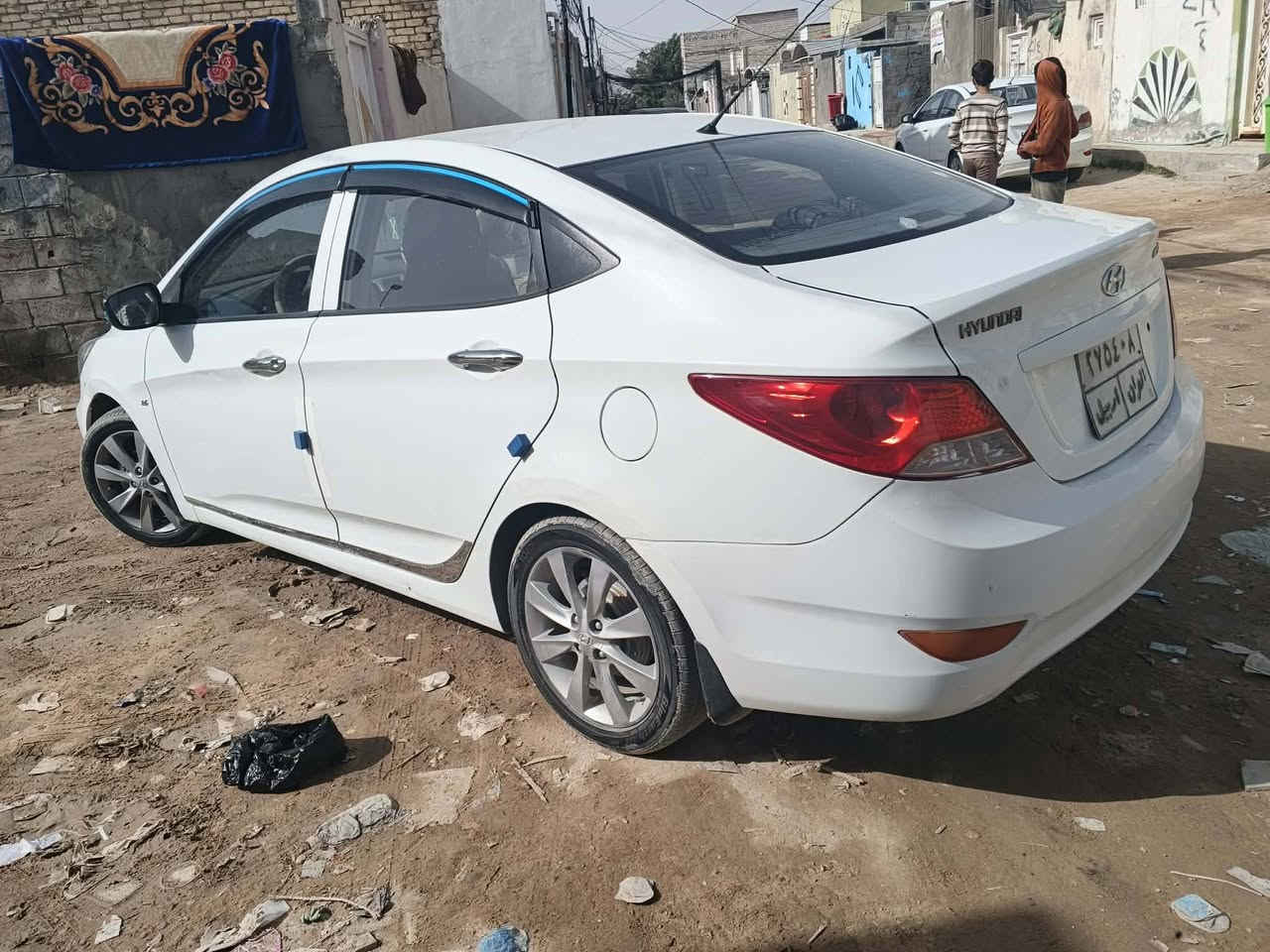 اكسنت موديل ١٣ فول خليجي بيها جاملغ جهت السدر تبديل
وبيها داير الجاملغ صبغ فقط  السعر ٩٢ وبيها مجال *********** نجف
