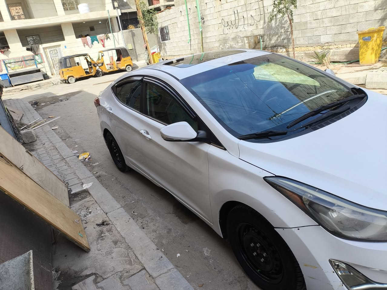 السلام وعليكم للبيع النترا ادوات مفوله واحد على واحد موديل 15 سياره مكفولة من الكص مكاني بصره السعر 58 بيها مجال كلش قليل رقمي ***********
