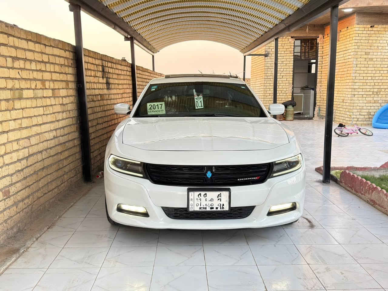 Charger Rallye plus
جارجر موديل 2017
رقم بغداد دولي بسمي
وارد كندي  كفاله عامه 
جاهزه للخير 
مكينه كير كفاله شرط ع وضع الشركه 
حداديه الشركه مفتوحه
تخم تاير صار اسبوع شاده

المسافة المقطوعة 100

حجم المحرك 3600

مواصفات 
فتحه
داخل احمر 
كامره خلفيه
 مصابيح امامية زنون مع بلوجكتر LED .
ويل قياس 18
شاشه كبيرة مع نظام ملاحة نفكيشن GPS .
 مقاعد أمامية كهربائية
مقاعد أمامية  وتدفئة .
 تشغيل عن بعد . .
 محدد سرعة . .
 كاميرا خلفية دوارة.
حساس خلفي
 مرايا  ترحيب متحسسة للاضاءة
دخول ذكي بصمة
#ملاحظه
السياره جديده جداً وبدون بارد 
للاستفسار 
 ⁠*********** ⁠ 
***********
مكان السيارة بابل
