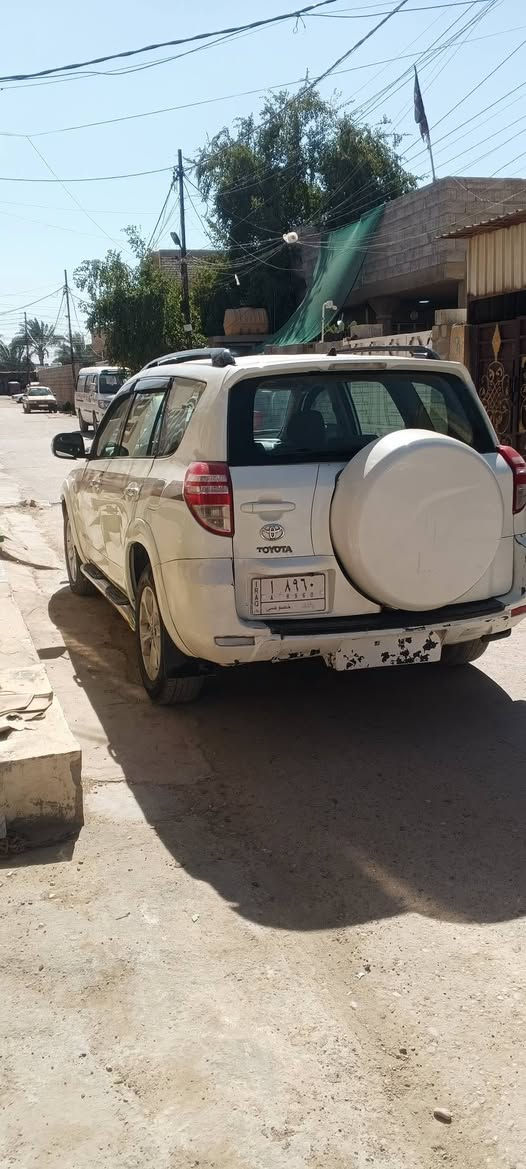 السلام عليكم سيا تويوتا را فور موديل 2007 سياره جاهزه كله نقص ما بيها  
محرك وجير نظاف سعرها 85 وبيها مجال مكانه بغداد مقابيل بوب الشام رقم الهاتف ***********
