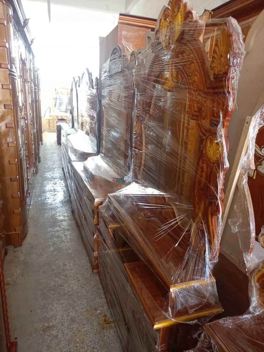 غرفة نوم عراقي مستخدم اخو الجديد وباسعار مناسبة شغل درجة اولى مرتب ضهر جرجوبة السعر 800 الف وبيها مجال للطيبين 
رقم الهاتف *********** بعقوبة, ديالى
