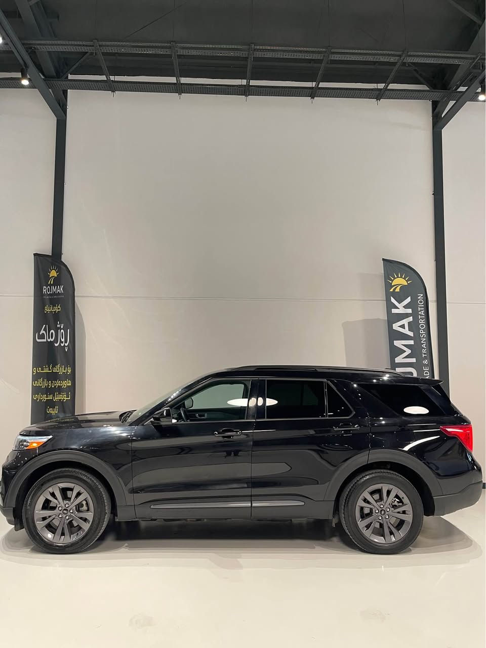 ‏ford explorer 2023 XLT
سەیارەکە پێش و پشتی کەپسە  دەعمی زۆر خفیفە
تەنها یەک پەڵە بۆیاخ بە بۆنیتەکەوەیەتی 
ڕادێتەر و لایت و هەمووی بیلادییە  - ٦،٠٠٠ مایل ڕۆشتووە
مەکینە ٢.٣ لتر چوار پستۆن دەبڵ ئەکسل 
ئێرباگی سوکان و شان تەقیوەو سستم كراوه
سەیارەکە پێش و پشتی کەپسە  دەعمی زۆر خفیفە
تەنها یەک پەڵە بۆیاخ بە بۆنیتەکەوەیەتی 
ڕادێتەر و لایت و هەمووی بیلادییە  - ٦،٠٠٠ مایل ڕۆشتووە
مەکینە ٢.٣ لتر چوار پستۆن دەبڵ ئەکسل 
ئێرباگی سوکان و شان تەقیوەو سستم کراوەتەوە
ڕقم کاتیە - شوێن سلێمانی
 
1FMSK8DH1PGB72486

0770 190 2290 
0750 122 0523 

فورد اکسبلور ٢٠٢٣ XLT 
سیارە بجم کبس - بس شبر صبوغ بل بونیت 
سیت رادیتر و لایتات کل بلادیە — ماشیە ٦.٠٠٠ میل 
مکینە ٢.٣ لتر اربع سلندر توربو — سیارە دبل اکسل
ارباک سکان تکمە سستم —- رقم کاتیە (فحص مؤقت) 
مکان سیارە سلیمانیە 

1FMSK8DH1PGB72486t

***********
*********** السليمانية, العراق
