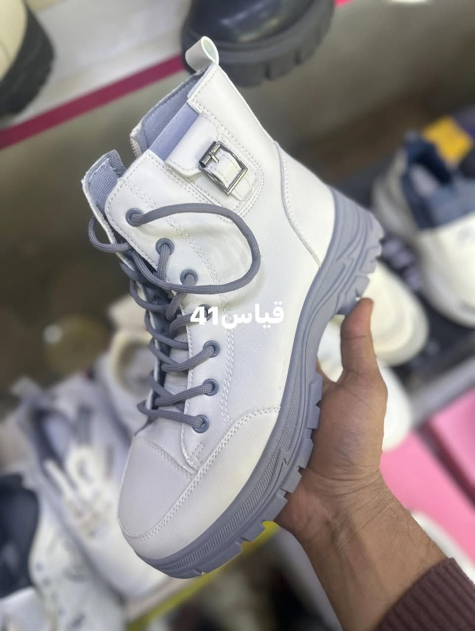 تنزيلات بوتات نسائي قطع اخيره ب5 الاف القطعه 😱 القياس الباقي مكتوب على صور يتوفر توصيل لكل الحله حجز خاص


**إذا كنت صاحب هذا الإعلان وتريد حذفه لأي سبب، رجاءا أرسل رسالة إلى الدعم الفني**