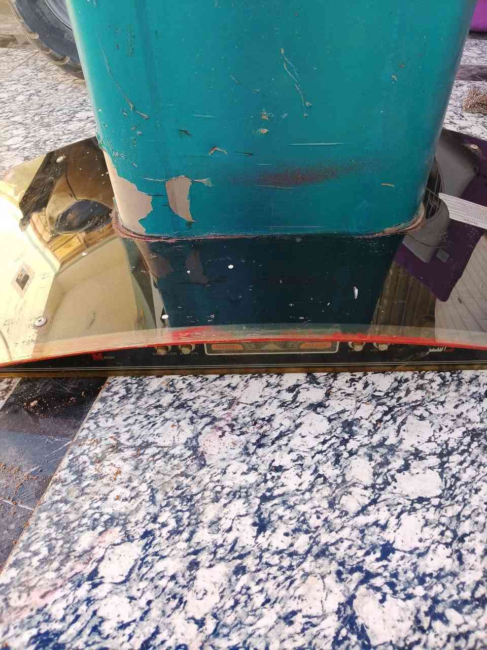 شافطه مال طباخ للبيع نضيفه شغاله كلشي مابيهه للبيع سعرهه 30 وبيهه مجال مكاني كربلاء حي النضال ***********
