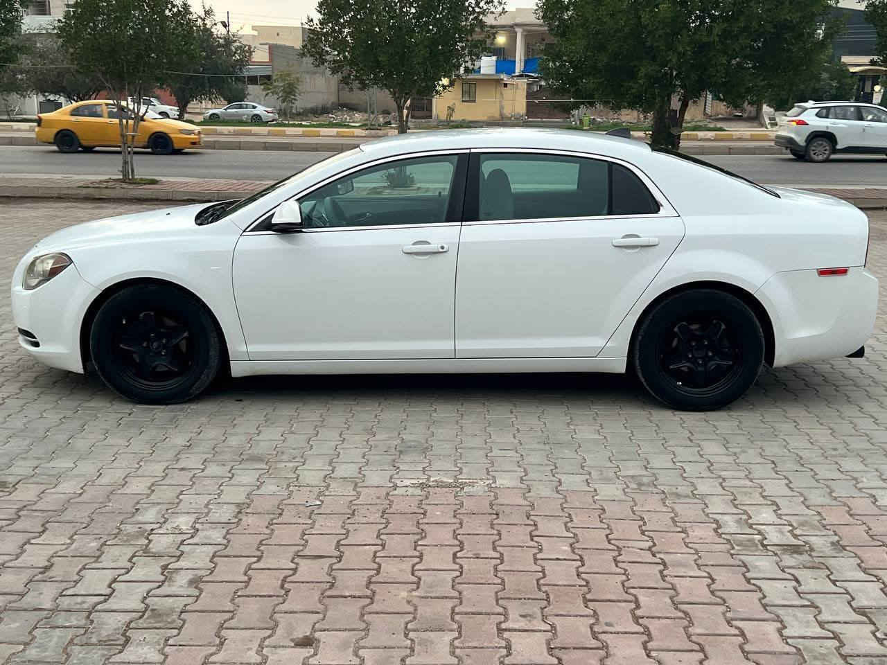 السلام عليكم
ماليبو 2012 مكينة 2400 سياره حيل نضيفه بدون اي ضربة كلين كير ومحرك خير من الله سياره متعوب عليهة حدادية جديد شادهة ماناقصهة برغي السياره سونار مرفق مكانهة ديالى بعقوبة تحويل مباشر بدون وكاله السعر 85 بيهة مجال قليل 

***********
