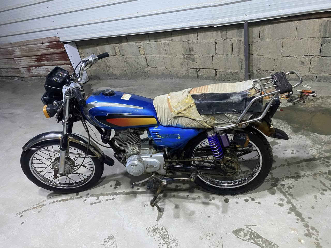 للبيع اوراق اصولي مديل ١٥ 
المكان طويريج السعر ٣٥٠


**إذا كنت صاحب هذا الإعلان وتريد حذفه لأي سبب، رجاءا أرسل رسالة إلى الدعم الفني**