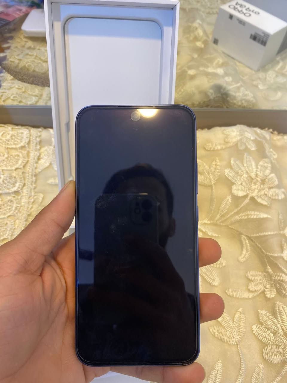 OPPO A6 Pro
ذاكره ٢٥٦ لون ازرك جهاز ابد مامشتغل شلع كارتون بعده توني فتحته بعده بظمانه يعني مامشتغل ومامشحون أصلًا ولامره نظيف بمعنى الكلمه بعد جديد ماكو داعي احجيلكم على نضافته مكاني ناصريه مركز للاتصال ***********
