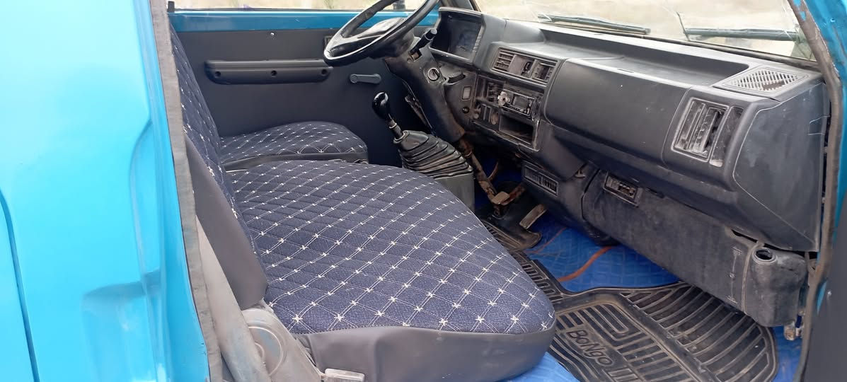 السلام عليكم ورحمه الله وبركاته سيارة كيا بنكو موديل 96 رقم بغداد مكفولة كفالة عامة سنويه 2028 كهربائيات كلها شغاله تخم تاير جديد مكينه كير اكسن كفالة حداديه جديده المكان المكان بابل الشوملي السعر 58 وبيها مجال للاستفسار اتصل ***********؟؟***********
