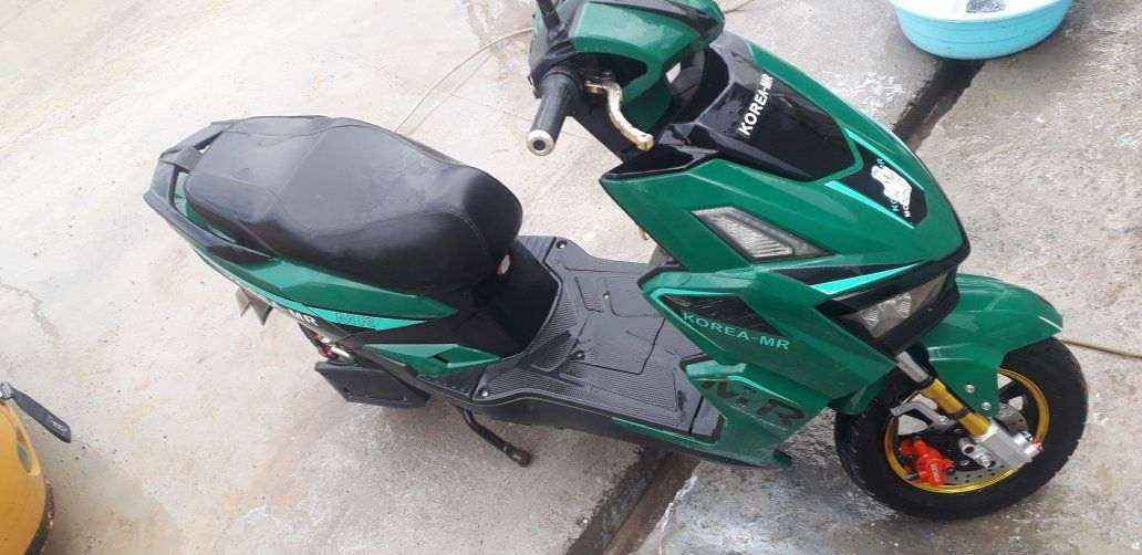 بيع مستعجل قفل ٤٠٠لحد يعاملني شراي اتصل مباشر تعال انطيك شرط كلشي مابيه سبب البيع محتاج فلوس ***********
