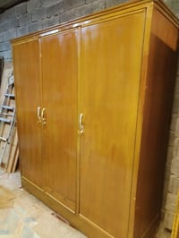 خزائن أبو3 • خزائن أبو2 • نضيفات ومطلية