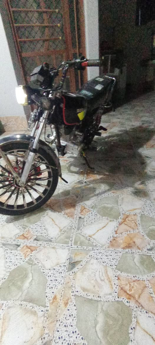 سلام عليكم دارجه سيفان للبيع 25 مكفوله كفالة عامه السعر 700 وبيه مجال الرقم ***********
