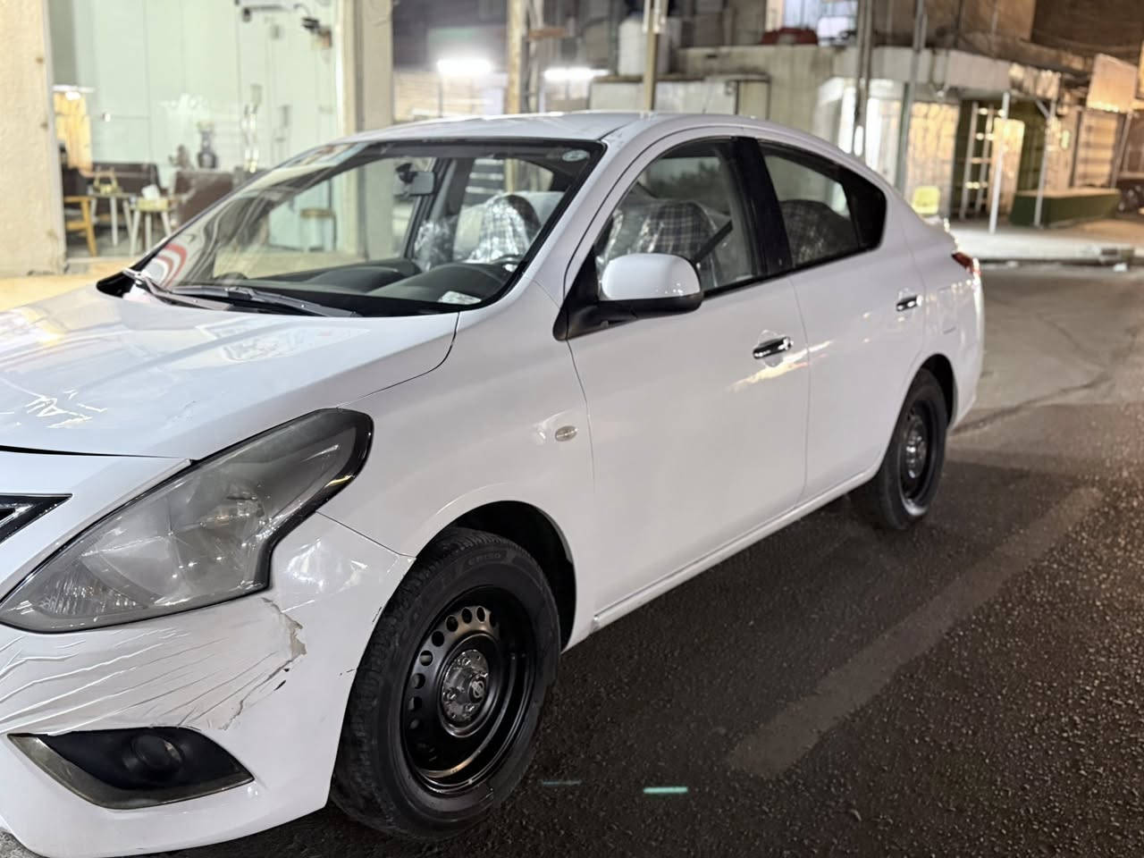 نيسان سني موديل ٢٠٢٢هندي بليته زركه سيار حلوه كير مكينه مكفول تبريد ثلج قطره صبغ مابيها سياره ع وضع الشركه تخم تاير جديد ماشيه ١٤١
مكاني بغداد حي التجار السعر ١١٠بيها مجال بسيط 
بيها أماكن بارد بسيطه 
***********
