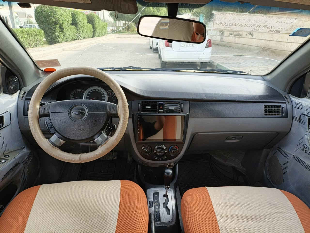 السلام عليكم 
اوبترا للبيع تكسي 2012 مكفولة صبغتها مال مؤسسة گير أوتوماتيك محرك نضيف كلش تايرات الكدام نضيفات و الخلفيات نص عمر للاستفسار الاتصال على الرقم ***********
السعر 66 مع المجال
