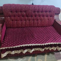 طقم كنب تركي نظيف واصلي لون أحمر رماني .  العدد : 2 كبير . 1 وسط . 2 ك...