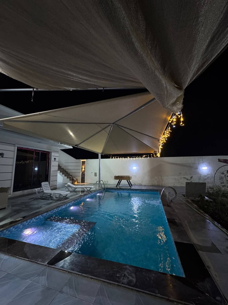 مزرعه بحر النجوم 😍😍
العنوان الدوره بعيثه قرب مدرسه الأحرار 😎
يتوفر 
باربكيو للشواء
نت 
ألعاب فيشه منضده💙
ألعاب أطفال 🧏🏼‍♂️
مسبح بارد فقط🙆🏽
صحيات داخليه وخارجيه 
دي جي 
غرفتين نوم
كهرباء على مدار اليوم 
مطبخ كامل 
شاشه بلازما كبيره
 نضام شيفتات 🤨
 
نستقبلكم على مدار الأسبوع للحجز ***********
