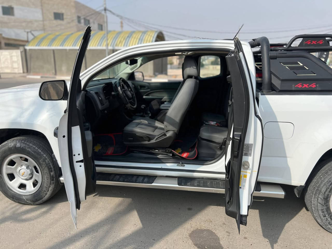 🔻 بيع مستعجل🔻
💥 سعر بلاش🔥أو مراوس 🔥 قابل للتفاوض 🔥

✨ شوفر كولورادو 2021 ✨

🛻🛻

🔸♦️بيكب باب وربع🛻

🔸🔻 رقم بغداد الماني بأسم المالك+تحويل مباشرة

🔸حساسات 
🔸مانع الانزلاق 
🔸مثبت سرعه  
🔸 6 سلندر
🔸كير عادي +اوتو
🔸لايت زنون بلادي اوتو 
🔸تدفئه تبريد
🔸مقاعد جلد
🔸ماشية 78 ميل

📍مكان السيارة  كربلاء
📞 رقم صاحب السيارة 
***********

🟥📢
🟥📢
