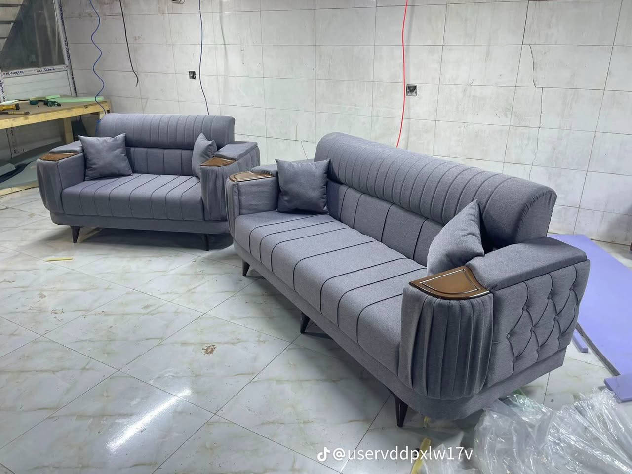 عروض خاصه السعر ٤٧٥ والون حسب الطلب المراسله ولاستفسار ***********

