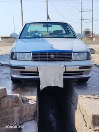 ٢ ونص • شاشة وكاميرا • ضربة خلفي