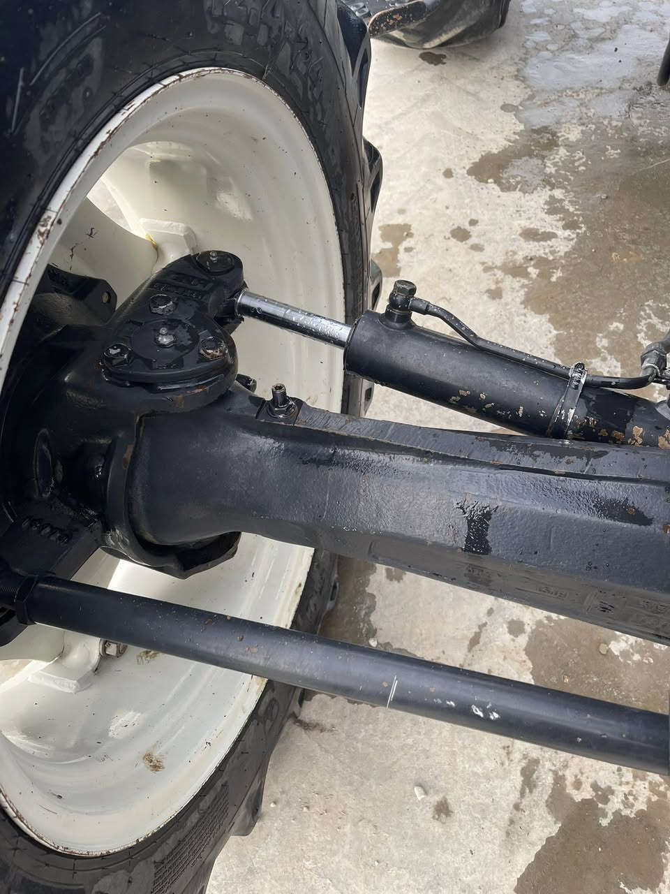 السلام عليكم مكينه نيهولند حجم 80موديل 2015شرط مكفوله كفاله عامه رقم سليمانيه سنويه 2027 مكينه خير من الله مال جناي مشتغله 7414 الإتصال على رقم ***********
