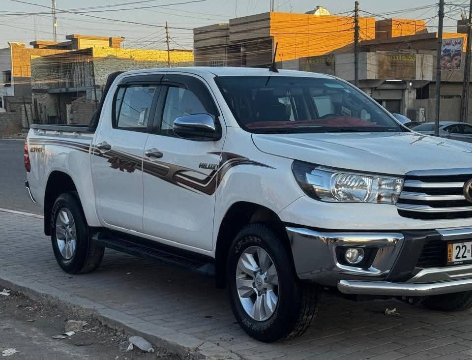 تويوتا بيك اب 2019 سيد نهرو
العلامة الذهبيه 
ماشية 160 الف حقيقي
مكفولة من كلشي
داخل ماروني 
كير اوتماتيك
فور ويل 
تخم تاير
شاشه
محرك 2700
كير محرك على وضع الشركة
رقم اربيل هزه وسنوية جديد 
تحويل مباشر
***********
مكان السيارة فلوجة
