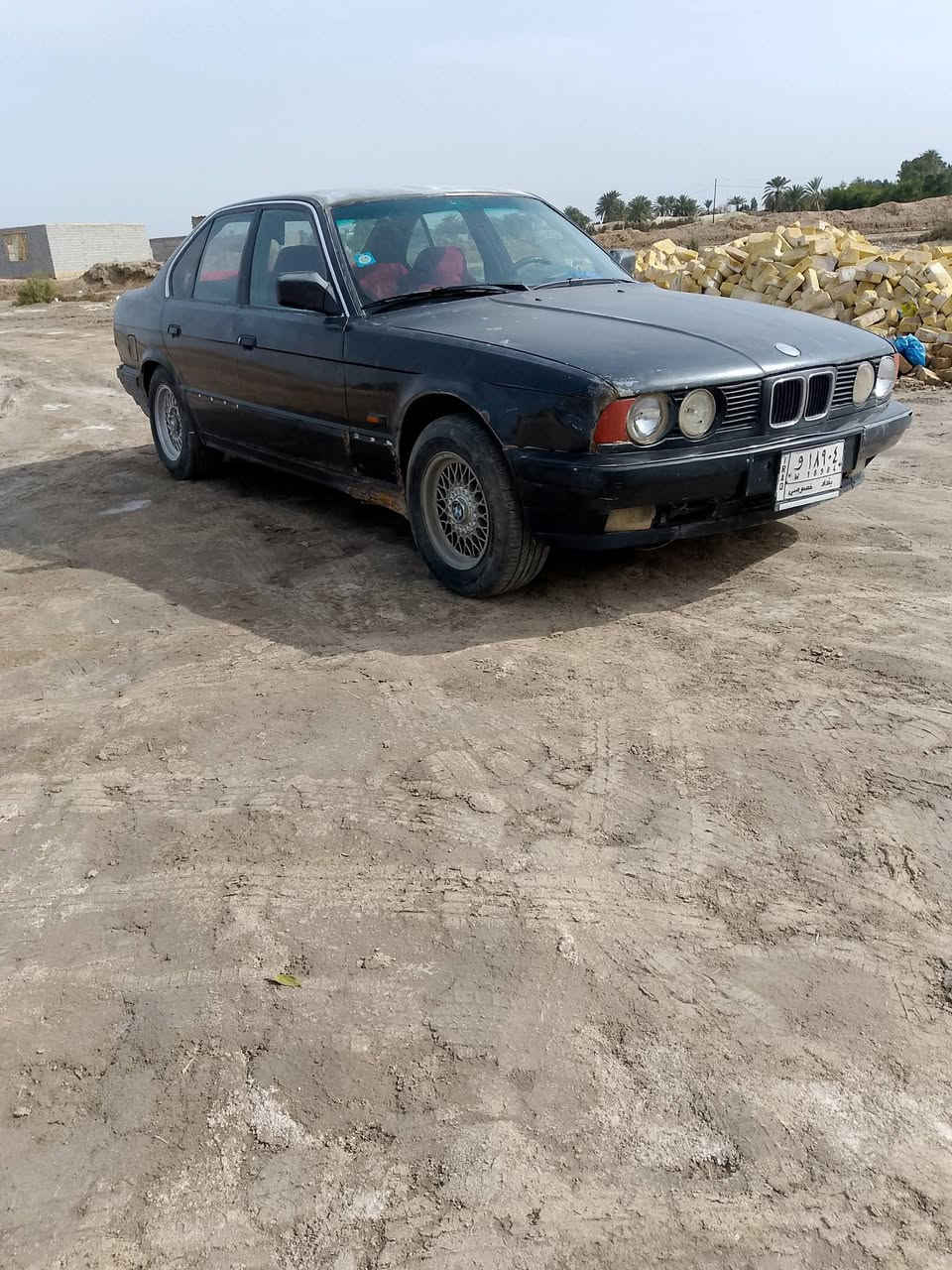 يا الله. سلام عليكم. بيئم. موديل 89
رقم. بغداد. مشروع وطني. سنويه ل2028
سياره. بلاد. مكينه وگير.  حجم 535
سياره بلاد. لاصبغ. ولامعجون. ولا گلبه ولا حادث. ولا عيب شرعي 
حداده. جاهزة.  تخم. تاير. جديد. 
كهربائيات. كله شغاله. رونات سرعه حماوة بانزين. كله شغاله 
راعيه يمي بشطره. 
السعر. ٣٣ وبيه مجال كلش بصيط حق الجيه 
العنوان ذي قار. الغراف. ***********
