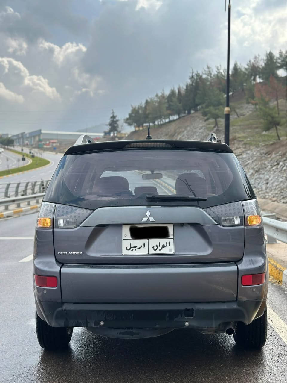 2008 فوول مواصفات كير ئوتوماتيك و عادى Outlander
نه حديد سورعه سلايت abs به صمه و ده رگا به صمه سيلايت حاسه ي دواوه ده بل اكسل 
بي سبغ و بي ليدران ته نيا 230هه زار رؤشتوه گيرو مكينه به شرط نه كراوه ته وه بي مصروف چوار تايه جديد له ژيره سنوي به سه رچوه سي جوار شويني ساردي هه يه شوين شقلاوه ژ م فايبرو اتس اب ***********
*********** شقلاوة, أربيل
