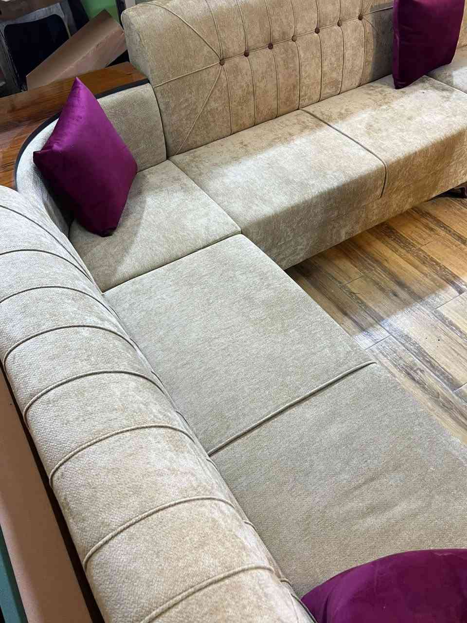 ديوان جديد للبيع 7مقاعد
الحريه البستان مقابيل مدرسه سكينه 

*********** واتساب او مراسله الصفحه
