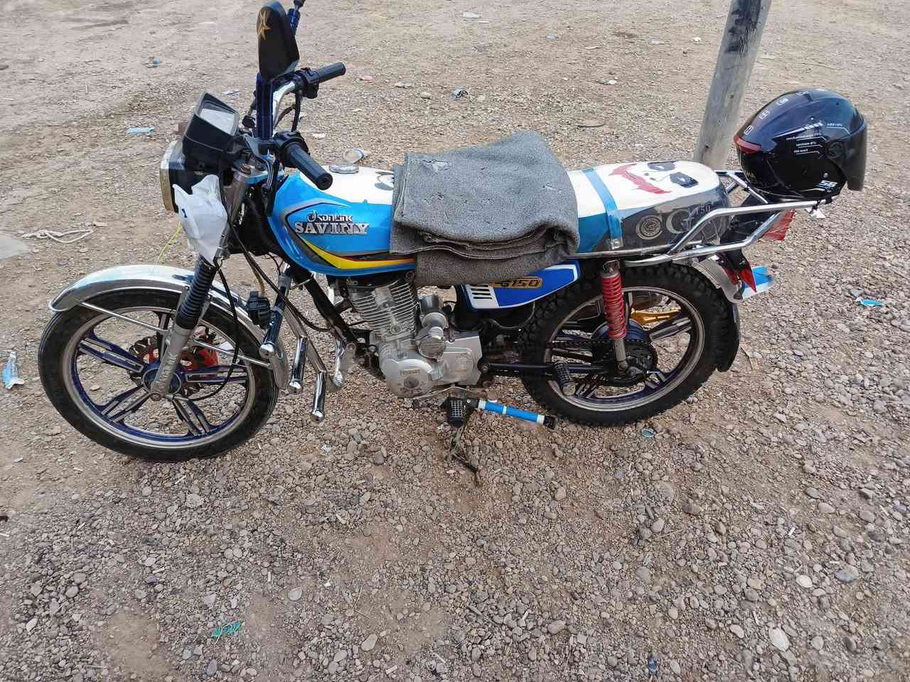 مطور سيفان للبيع موديل 22 سعر 550 وبي مجال مكان كبيسي  ***********
