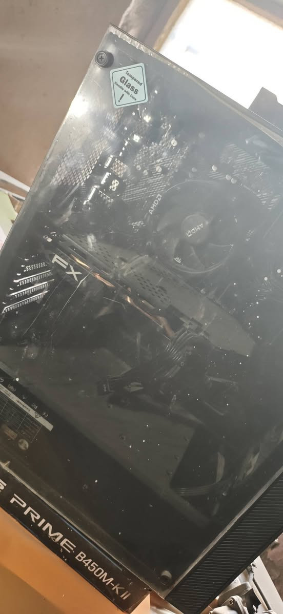 بي سي للبيع سعر 500 قفل استخدام شهر واحد وتركتها
*********** مكاني القرنه الشرش
مواصفات
معالج ryzen 5500
رامات ddr4 2×8 =16 
 Ssd 500 كيكا 
باور سبلاي 550w 
كارت شاشه RX 580
