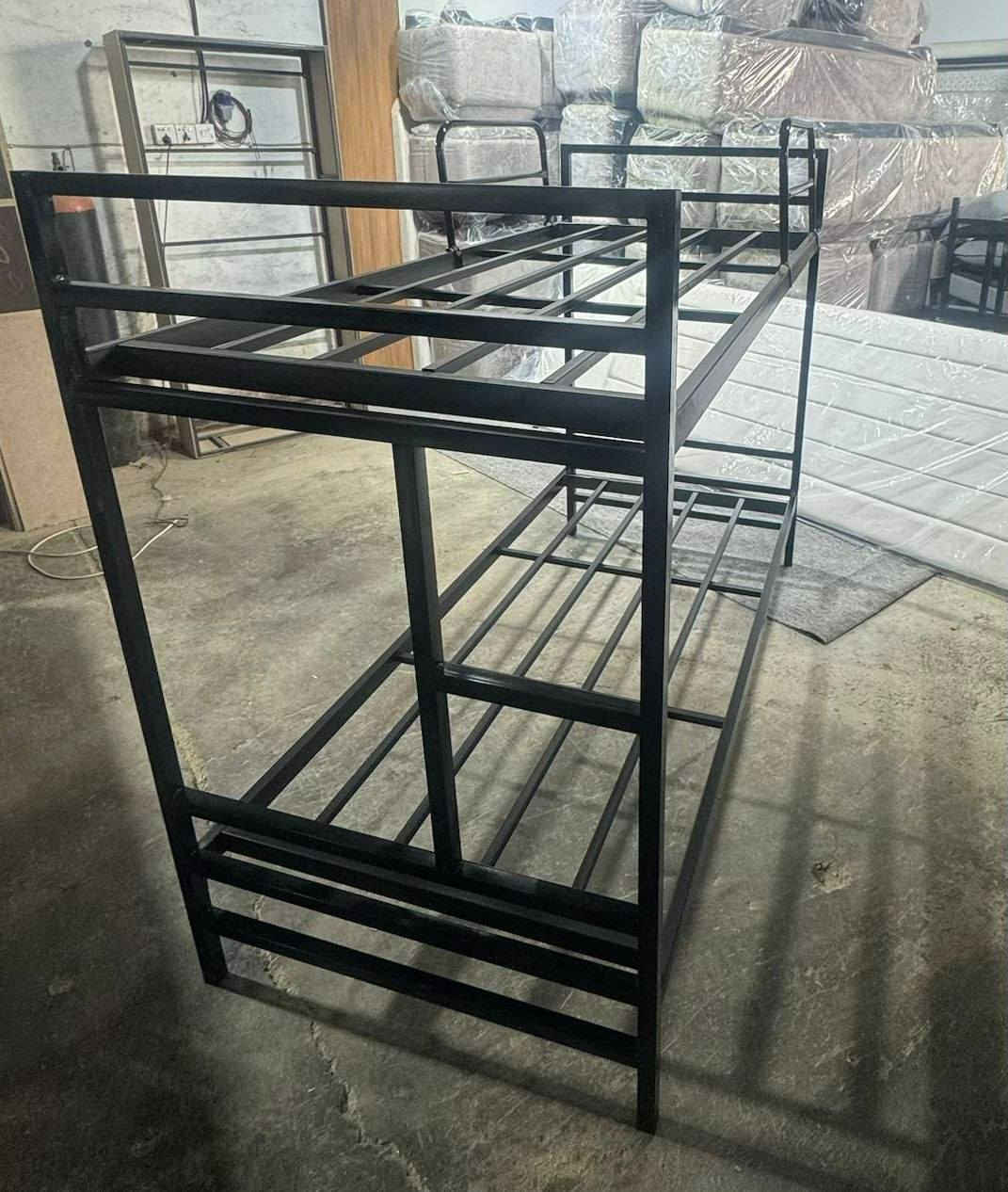 سرير طابقين اقتصادي قوي جدا 
قياس 90x190 cm 
ضمان 5 سنوات 

السعر 145 الف 

توصيل بغداد 5 الاطراف 10 محافظات


**إذا كنت صاحب هذا الإعلان وتريد حذفه لأي سبب، رجاءا أرسل رسالة إلى الدعم الفني**