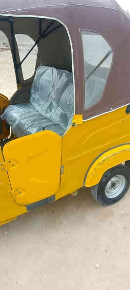 سلام عليكم تكتك 2021رقم وسنويه بصره شهر 2كفاله من ظربه تعمير دوس فقط سعر 6،450وبيه مجال حك جيه رقمي *********** رجان المو شراي لا يتعبنه مكان البصره القرنه
