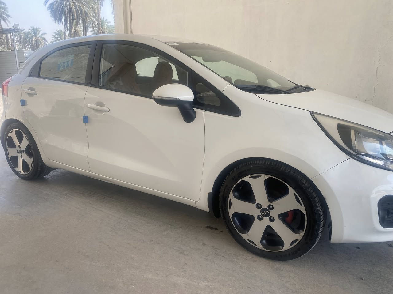 السلام عليكم
كيا ريو 2014 خليجي كفالة ماعدى بارد بسيط جدا بالدور مال الجاملغ الامامي كير محرك بحالة جيدة تخم تاير جديد حدادية امامية وخلفية جديدة بسعر 95 وبيه مجال بسيط ***********
