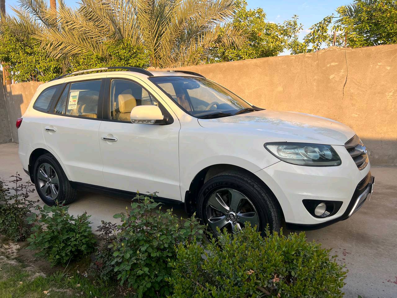 السلام عليكم عندي سنتافي للبيع موديل ٢٠١٢خليجي فول ١/١
مكفولة عدا الباب الايمن مقدار شبر صبغ  كير مكينة خير من الله صدر امامي خلفي كله جديد كهربائيات كله جاهزه بشرط مكينه وكير خير من الله  تخم تاير جديد قبل سبوع مشدود  تبريد شغال ثلج سياره جاهزه من كلشي بدون اي نقص سياره جديده بمعنه لكلمه كلش جديده جداً جداً مال جناي وعلى يدي واستخدام شخصي)))   
مواصفات سياره فتحه سقف ماري شفط كشنات جلد كشن كهرباء ثلاث قطع تبريد سبعه راكب ٦ سلندر فول تحكم ستيرن داخل صاج داخل بيجي  وسود تبريد بيانو بصمه شاره ترحيب بكلايلت 
فووووووووول١/١
رقم بغداد   
سياره بسمي تحويل مباشر وين ما يعجبك 
سياره جديده وجاهزه 
وبدون اي نقص اقره التفاصيل قبل لا تتصل 
مكاني الحله
السعر 158 
شراي يتصل ويدلل 
رقم الهاتف
***********