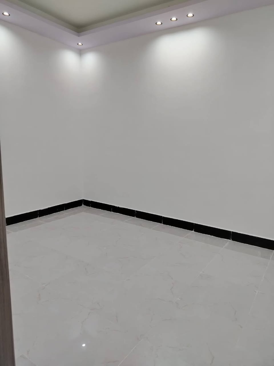 بيت 100م طابقين جديد 
 حي الوفاء شارع البنزين خانه 
قرب مدرسة أرض الأنبياء
ط1  غرفه صاله مطبخ استقبال صحيات داخليه وخارجيه
ط2  غرفتين  صاله صحيات
الشهر 500

        🔥 أنوار المدينة 🔥
    🔥 للوساطة العقارية 🔥

نقدّم لكم كل ما يناسبكم 
ويرضي أذواقكم في عالم العقارات:
🏠 بيع - شراء - رهن - إيجار
📞 للاستفسار:
📱 اتصال أو واتساب: ***********
💬 أو المراسلة على صفحتنا مباشرة
✔️ خيارات متعددة✔️ أسعار مناسبة✔️ خدمة راقية
📍 ثقتكم غايتنا، ورضاكم هدفنا.
#أنوار_المدينة_للوساطة_العقارية #
#بيع #شراء #رهن #إيجار #عقارات
#متابعين 
#للجميع 
#إشارة
