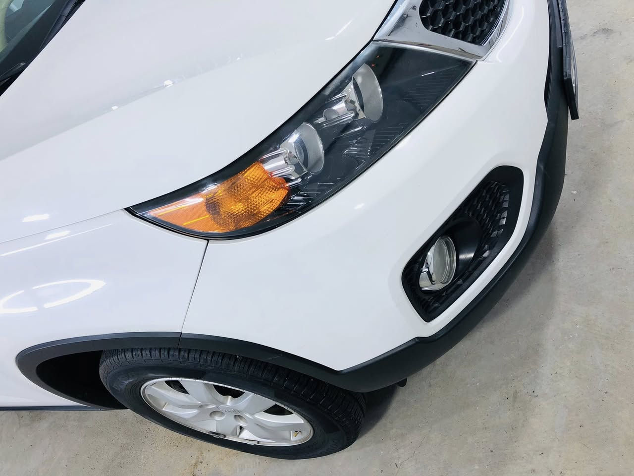 سلام عليكم كيا سورنتو للبيع موديل 2012 سياره مال بيت احله من صور صفر شركه بخيت ماشيه 97 الف حقيقى سياره 4 تايرات جديد رقم سليمانية جديد دولى سنويه جديد بسمنه محرك 2400 دوش سياره مكفوله 7 راكب تبريد قطعتين مواصفات دولى سويجات اثنين موجود سعرها 153 بيهه مجال مكانى قضاء كلار اتصال ***********
