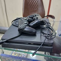 بلي فور • سلم مهكر • جوستيك