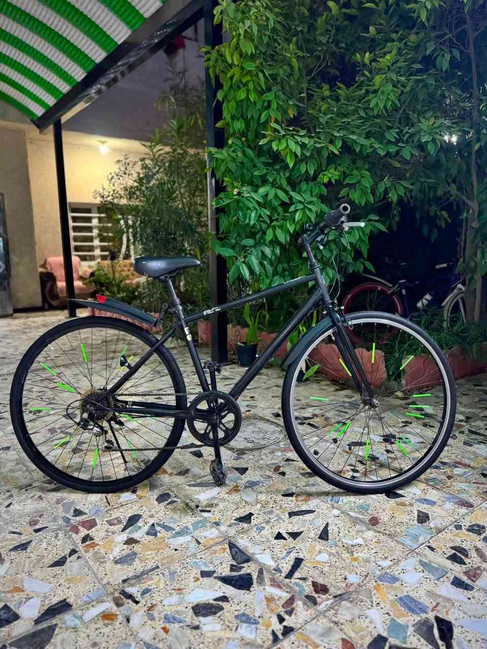 النظافه ٩٩٪؜ ✅كامله من الويل للويل🔥🔥
🔵بايسكل c700🚴🏻‍♀️الحجم28 فريم L 

🔵 نظام البايك سستم SHIMANO✅ بلكامل 

🔵 جاملغات أصلية+ سرج طبي للمسافات🚵🏻‍♂️

🔵تايرات نوع KENDA تتحمل اوزان الى 110KG 

🔵لامينوس اضائه بلويل الأمامي والخلفي💡

🟡القطعه كامله شرط تونسك✅وبسعر جداً مناسب

🟡📌السعر ١٥٠ الف قفل🔥🔥🔥مكاني بغداد 

☎️رقمي    ***********
