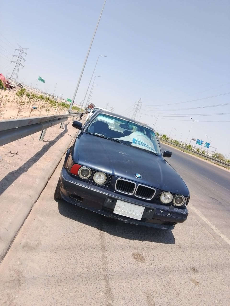 السلام عليكم 525 للبيع والسكر عدل وارد يابان بدون ضربه كفاله موقع جماليه محرك جير اكسل كله كفاله رقم بغداد المانيا بجم عريض السياره دواخل دواخل مخمل نيلي سعر ب 33 مكاني بصره زبير ***********
