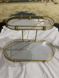 لوكر ذهبي • ٥ فقط • تصميم مميز