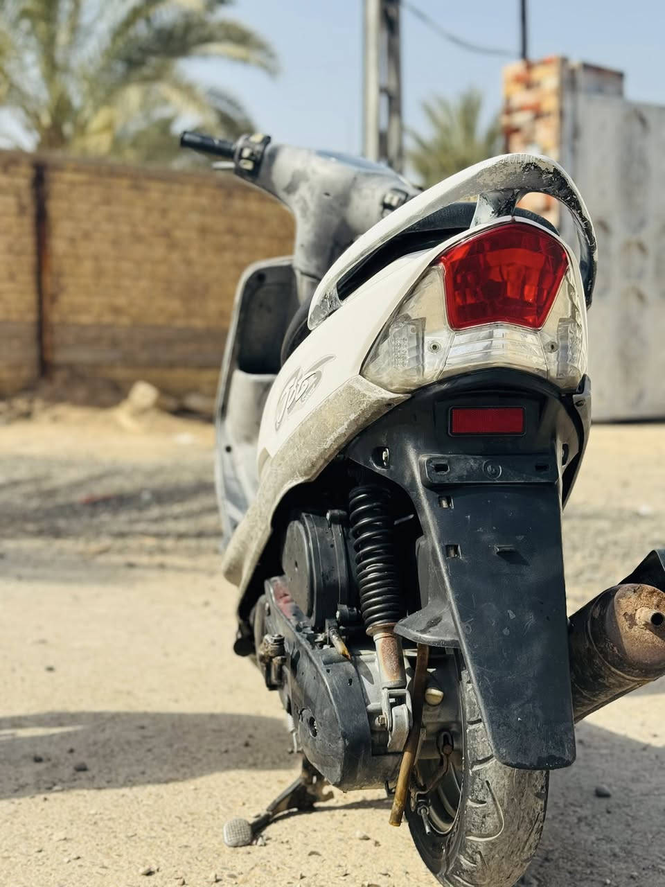 دراجه البيع دراجه نضيفه كدام وبعد احله بل حقيقه شلعه ومعدل كفرات كاملات كهربائيا كملات نكره سلف سعر 450 أو مرواس بيراني بس كون نضيفه عنوان بغداد الحسينيه موجود واتساب وفيس ***********
