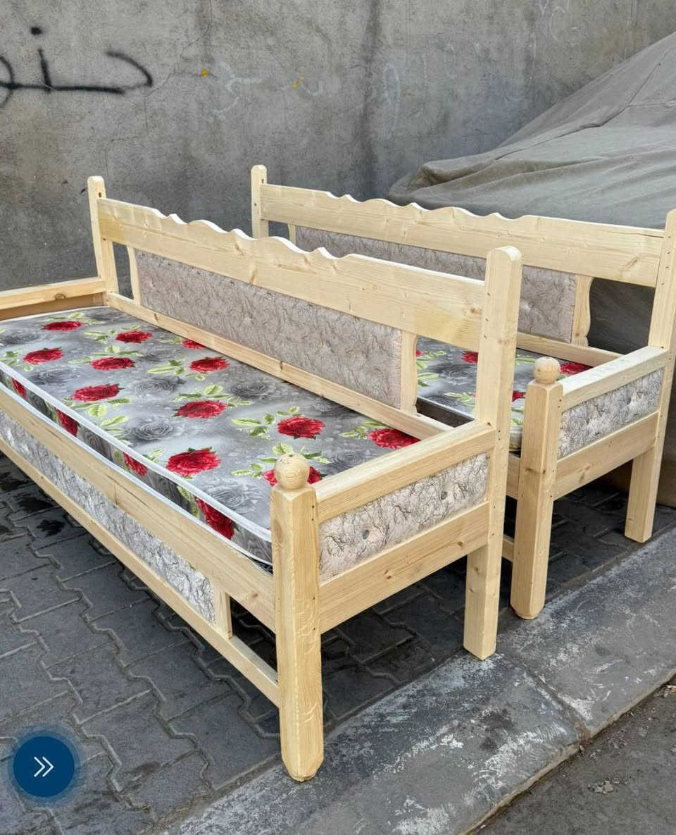 كرويتات خشب عراقي شقل درجا اولى قياس مترين يوجد توصيل لحجز رقم واتساب📞***********
