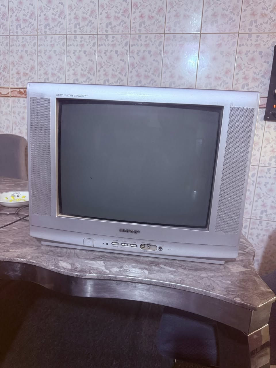 تلفزيونات قديمة للبيع شغالات جدد . مكان بغداد البياع .


**إذا كنت صاحب هذا الإعلان وتريد حذفه لأي سبب، رجاءا أرسل رسالة إلى الدعم الفني**