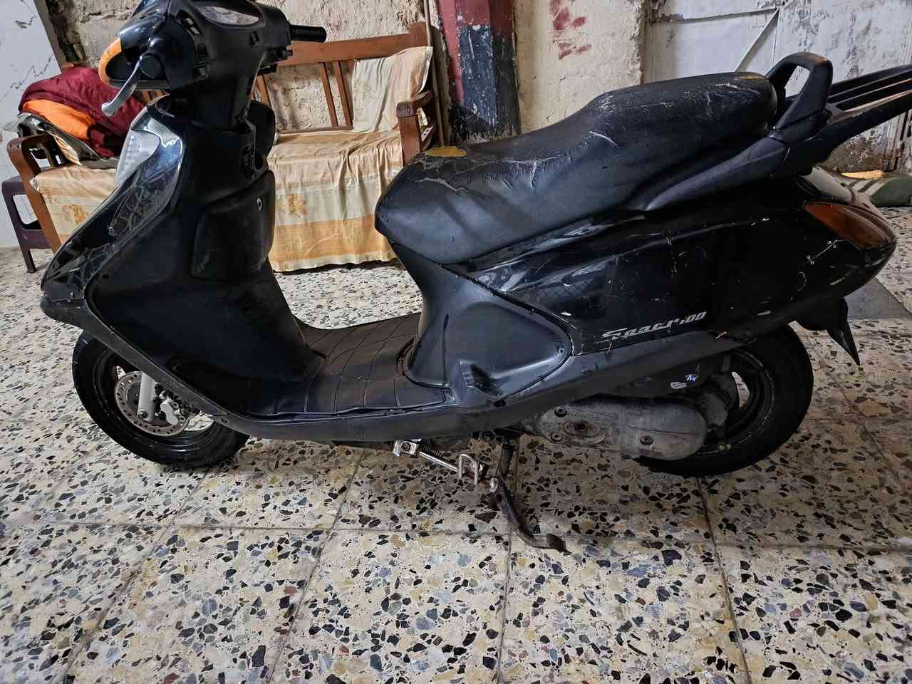 دراجه سبيسي ياباني نضيفه للبيع نگره سلف شوكت متريد كهربائيات كلها شغاله تايرات جدد السعر ٢٣٠ العنوان بغداد الكرخ لاستفسار ***********
